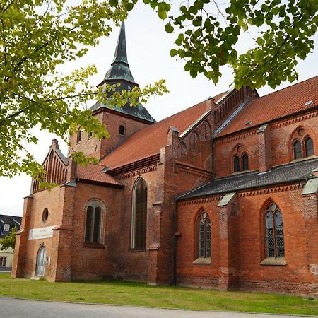 Ferienwohnungen Hafenblick Бойценбург Екстериор снимка